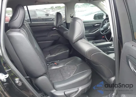 2024 Toyota Highlander Hybrid Xle Nightshade from USA, damaged, VIN 5TDKARAH4RS024990